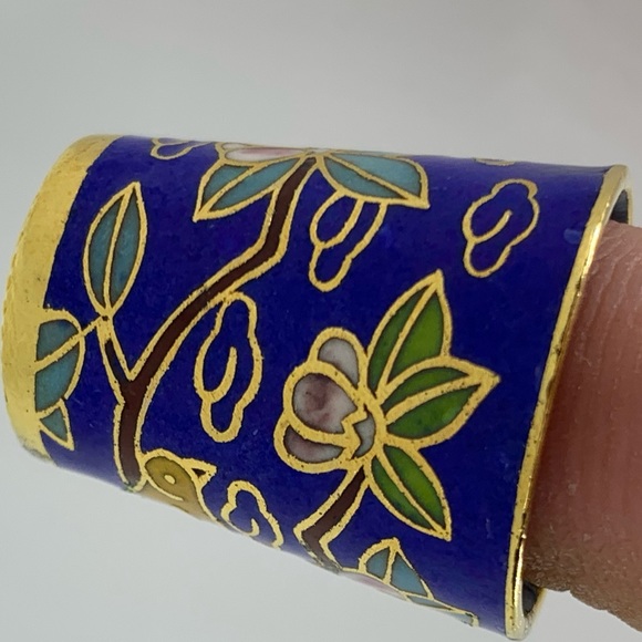 Vintage Cloisonné Thimble - Picture 2 of 7